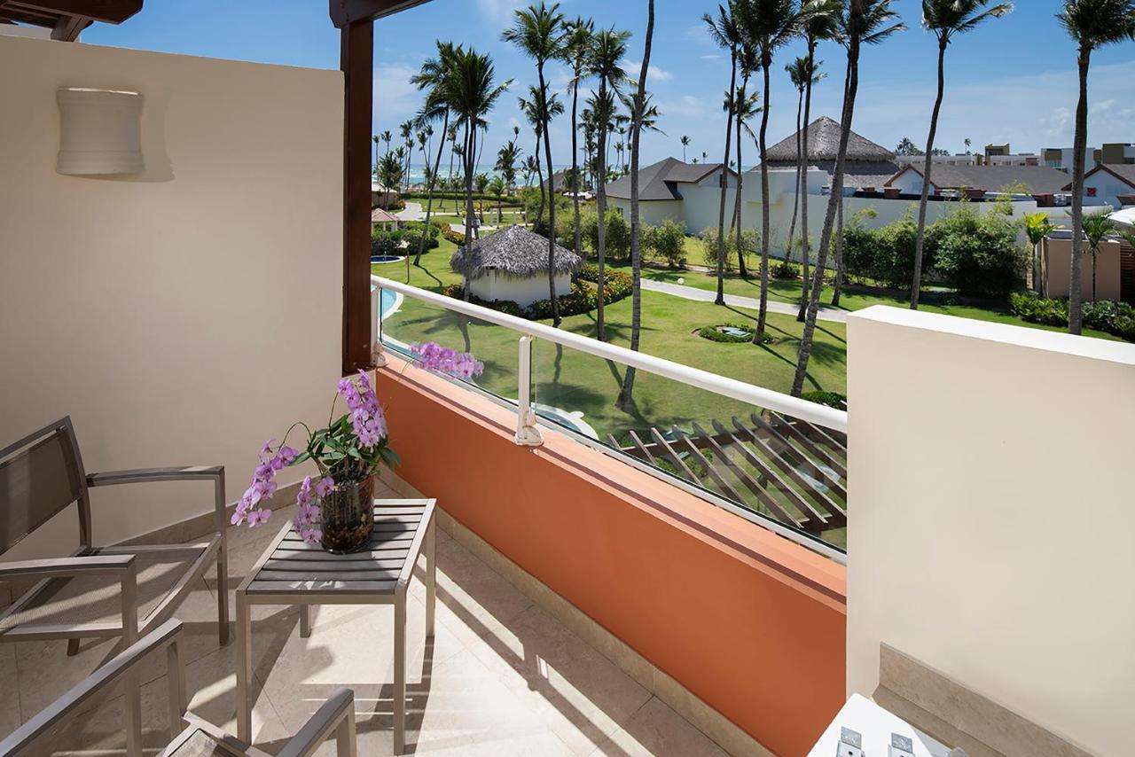 Breathless Punta Cana Resort & Spa (Adults Only) Ngoại thất bức ảnh A balcony