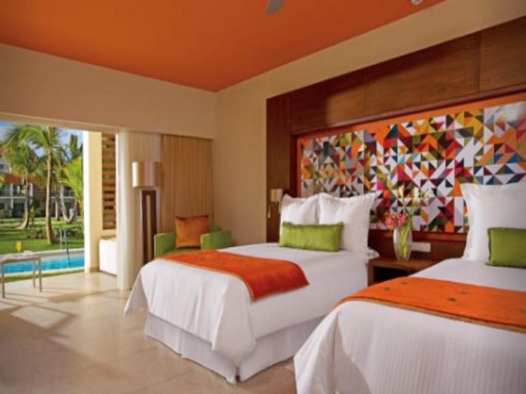 Breathless Punta Cana Resort & Spa (Adults Only) Ngoại thất bức ảnh A room at the Hard Rock Hotel