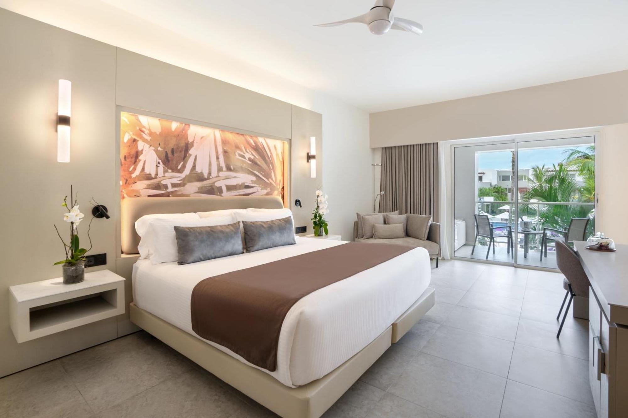 Breathless Punta Cana Resort & Spa (Adults Only) Ngoại thất bức ảnh Junior Suite Ocean View
