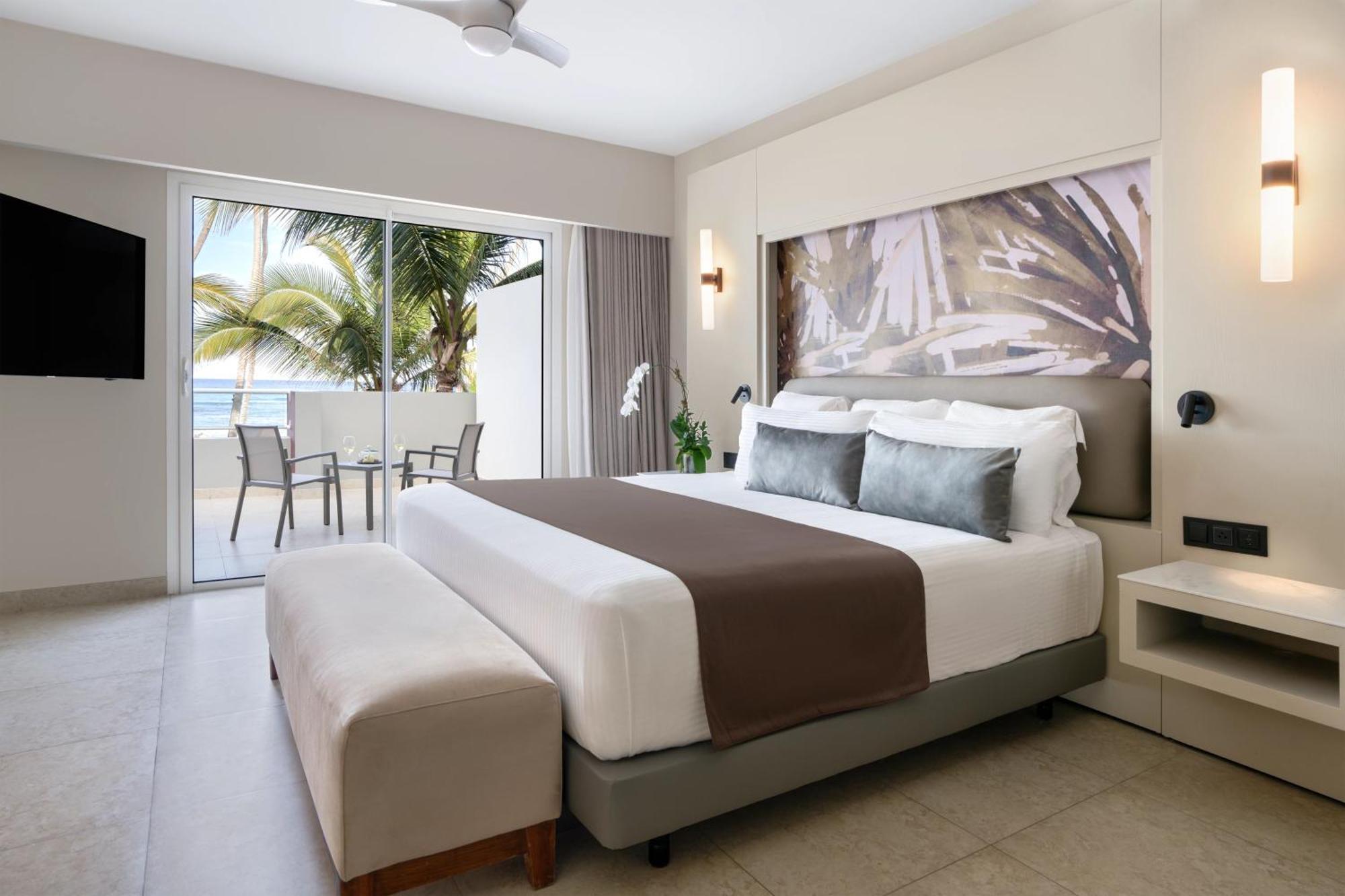 Breathless Punta Cana Resort & Spa (Adults Only) Ngoại thất bức ảnh Junior Suite Ocean View