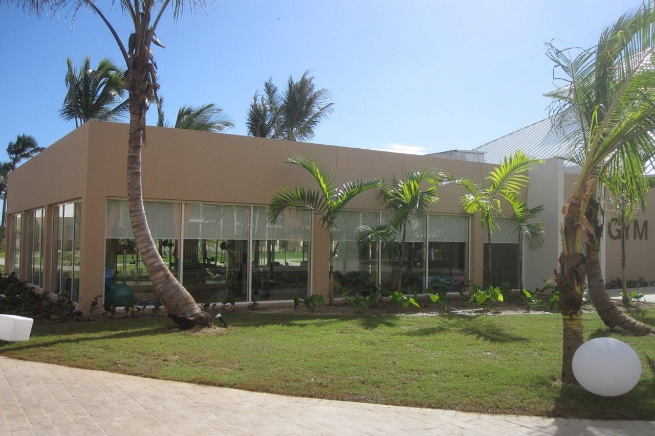 Breathless Punta Cana Resort & Spa (Adults Only) Ngoại thất bức ảnh The library